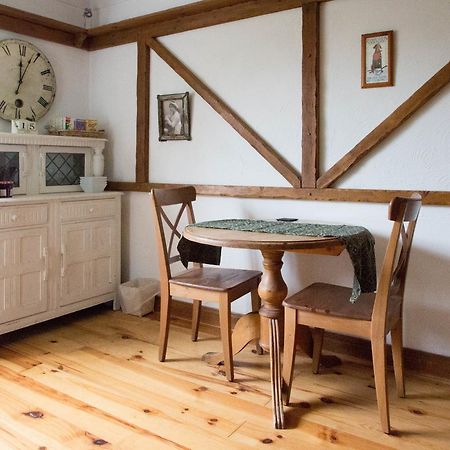 Flint Cottage Chichester Dış mekan fotoğraf