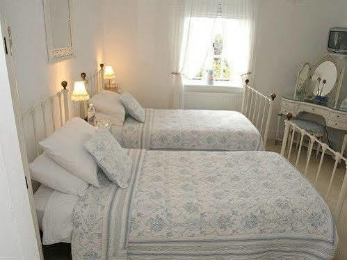 Flint Cottage Chichester Dış mekan fotoğraf