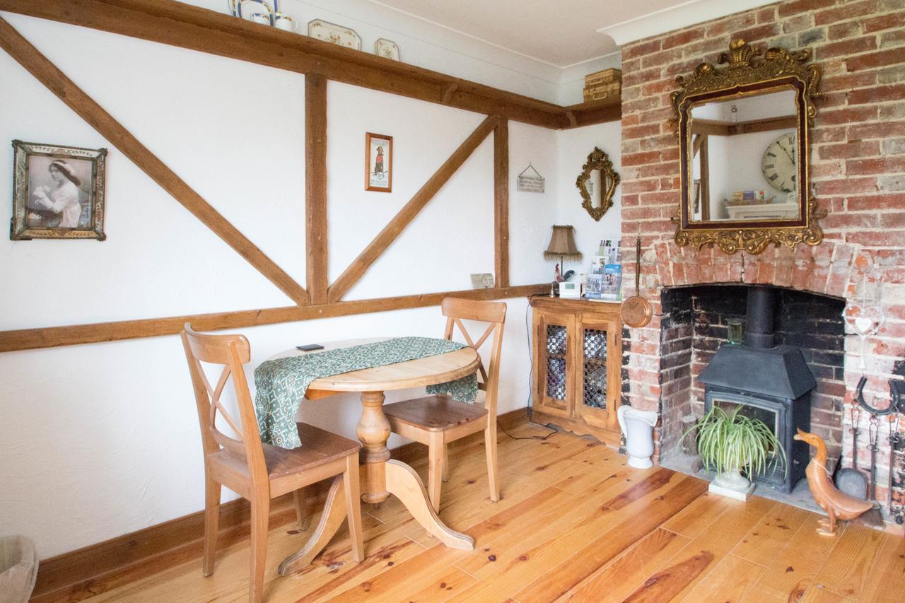 Flint Cottage Chichester Dış mekan fotoğraf
